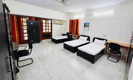 pg for boys in delhi